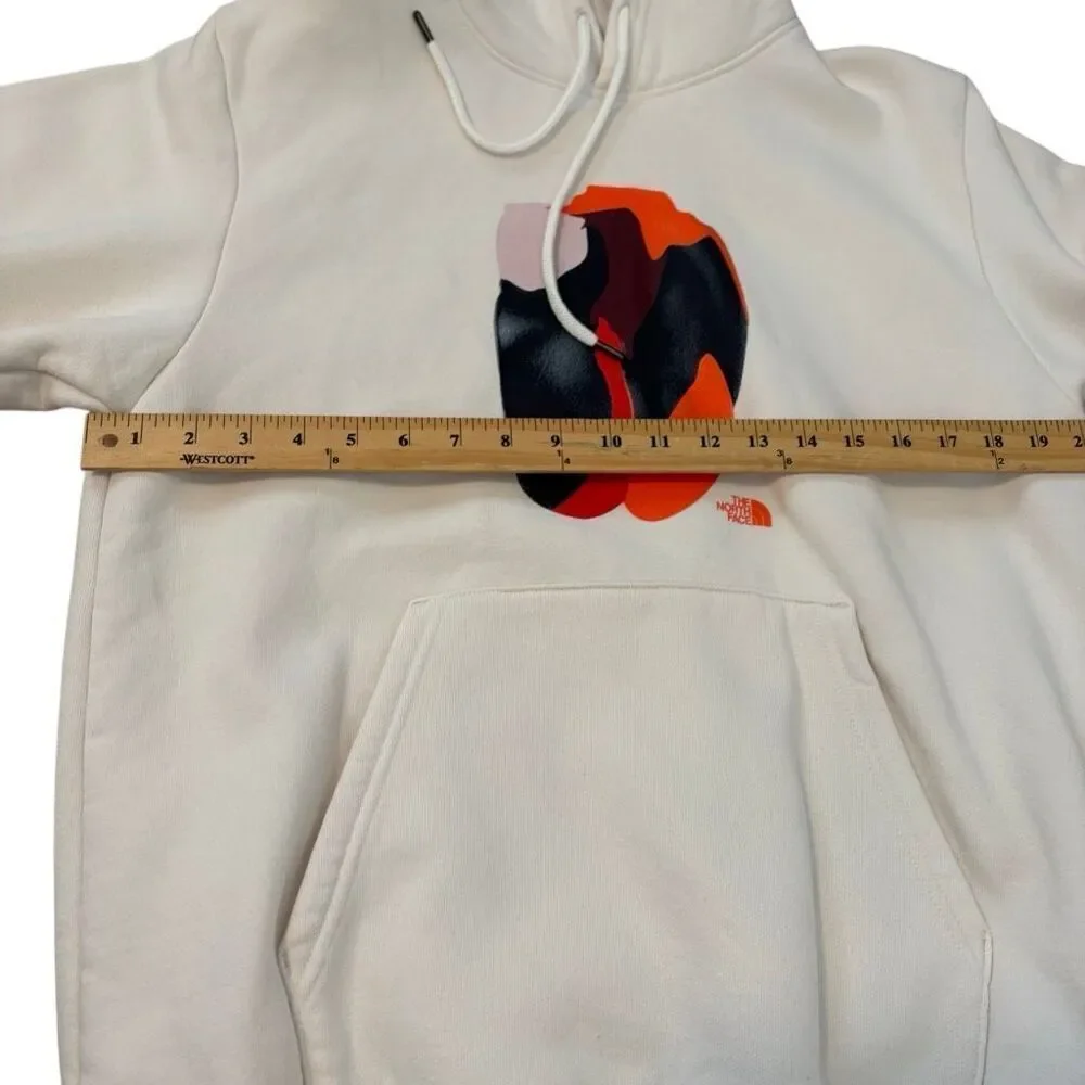 North Face Heavyweight Hoodie. Size Men’s Small. Great Condition!!